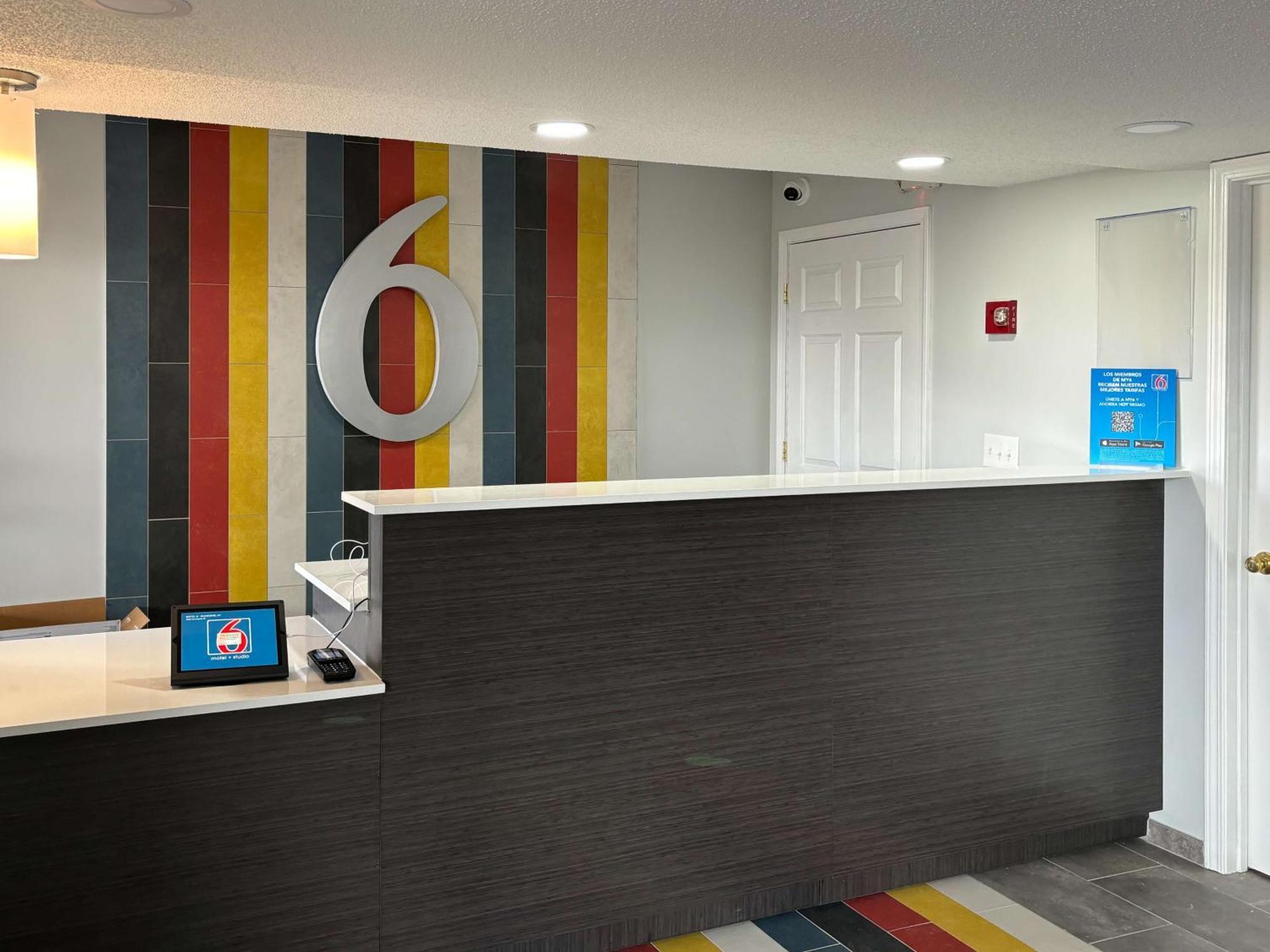 Motel 6 Richmond, Ky Eku Campus Area Exterior foto